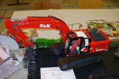 ferngesteuertes Baggermodell