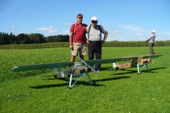 Storchenflieger Toni und Franz